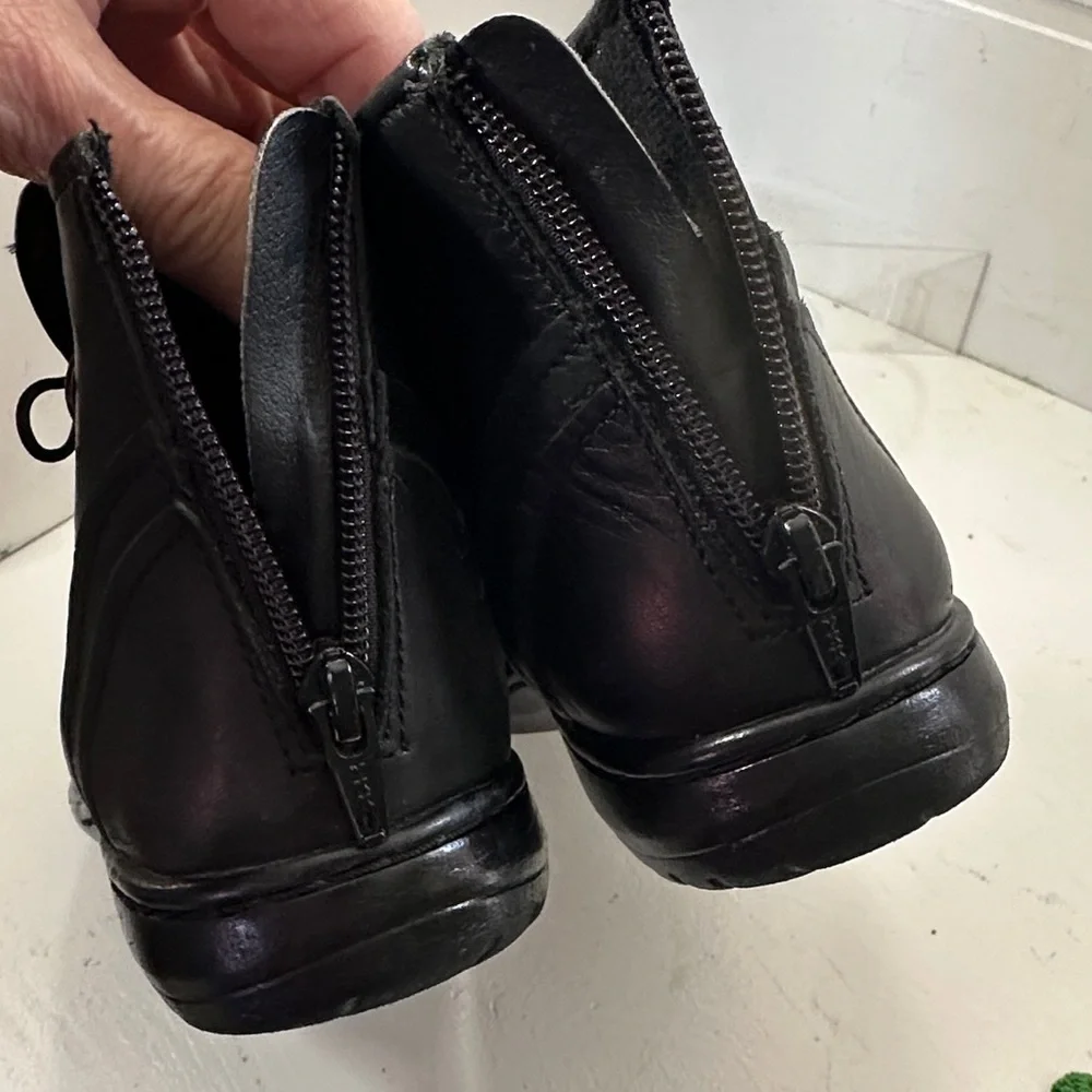 Rockport winter black leather booties sz 9.5